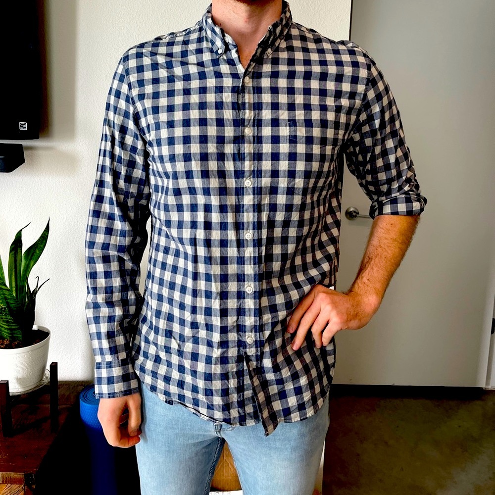 J Crew LIKE NEW! Men’s L shirt “Slim” fit